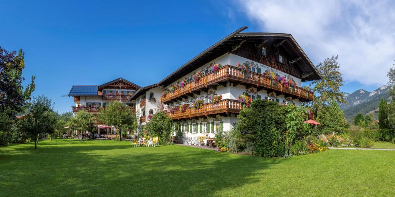 ホテル Alpenhof Kruen エクステリア 写真