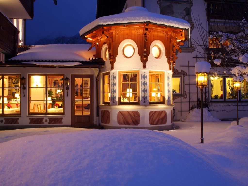 ホテル Alpenhof Kruen エクステリア 写真